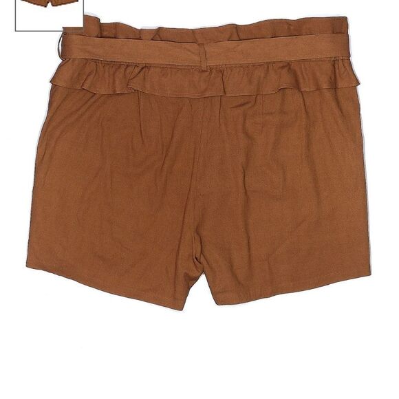 Eloquii Fold-over Shorts Missing Belt - Picture 2 of 4